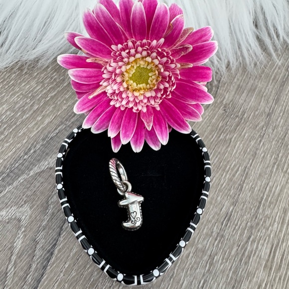 💗BRIGHTON Retired Lowercase “t” Silver Charm - Picture 4 of 6